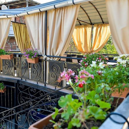 Bibi Hotell Kutaisi Exteriör bild