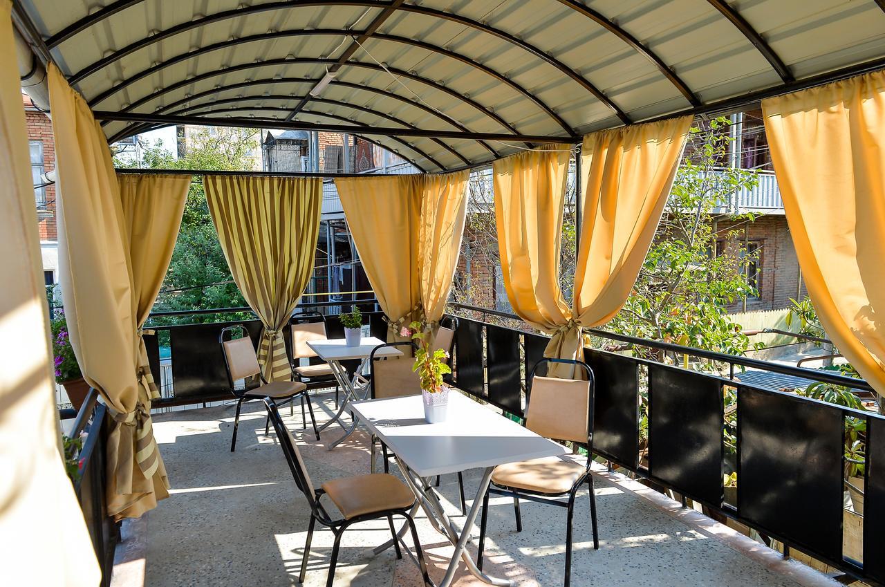 Bibi Hotell Kutaisi Exteriör bild